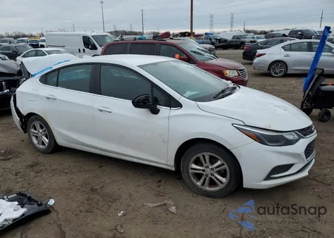 2016 Chevrolet Cruze Lt z USA, uszkodzony, nr VIN 1G1BE5SM2G7324729